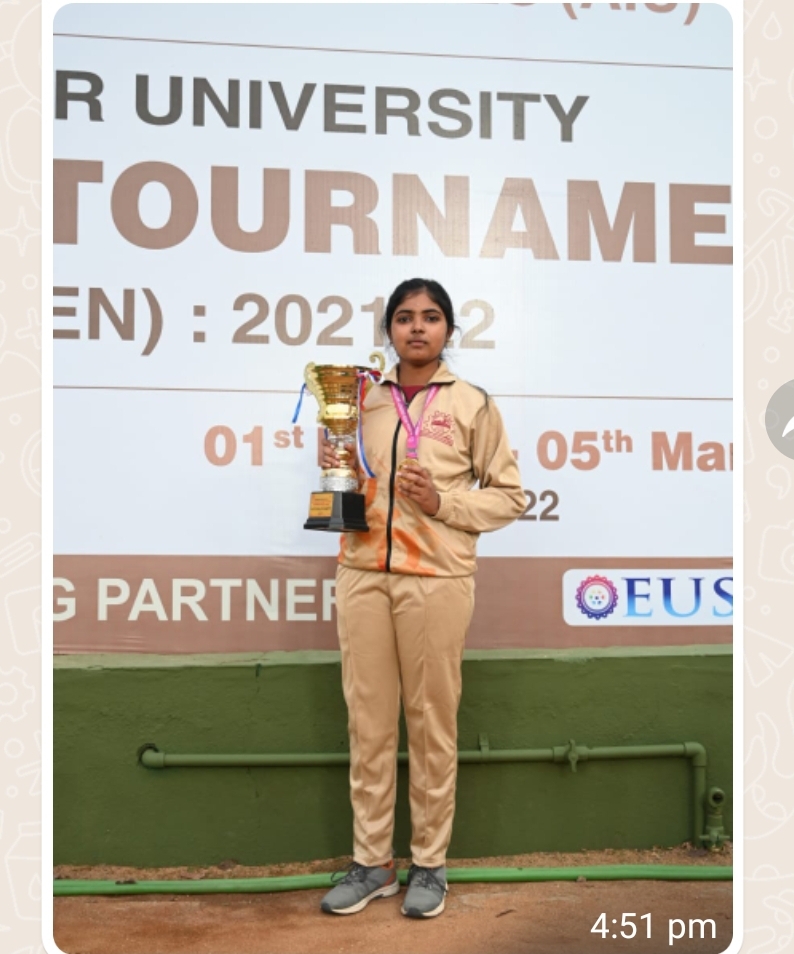 சாப்ட் டென்னிஸ்ல்  தங்கப் பதக்கம் வென...